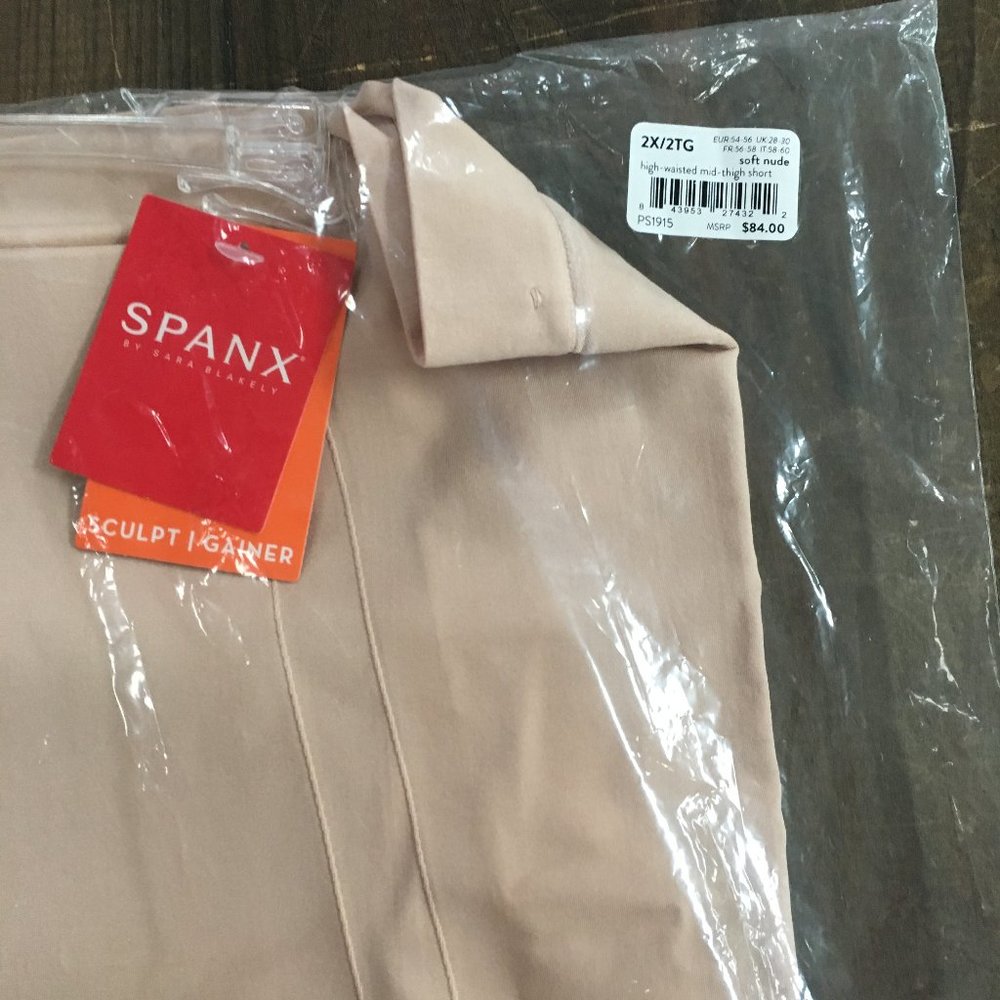 SPANX High Waisted Mid Thigh Short Bodysuit - Picture 3 of 16